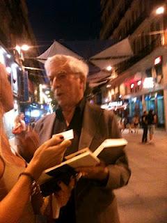 Mario Vargas Llosa y Cuando se vacían las playas de Eduardo Iglesias