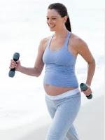 ACTIVIDAD FÍSICA DURANTE EL EMBARAZO ACTIVIDAD FÍSICA DURANTE EL EMBARAZO