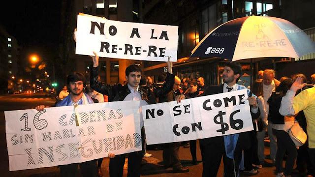 Cuando las cacerolas suenan... Cuando las cacerolas suenan...