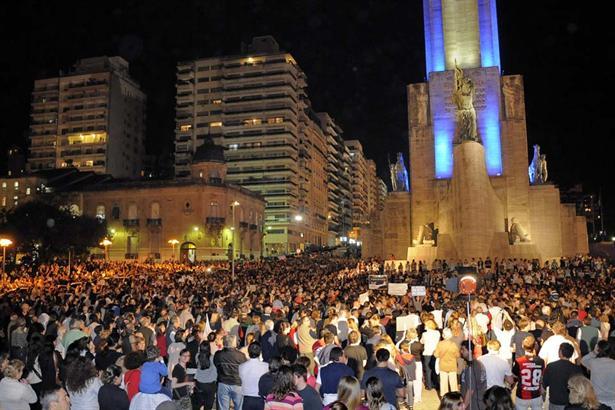 Cuando las cacerolas suenan... Cuando las cacerolas suenan...