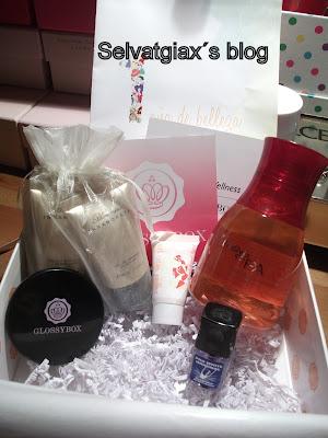 Glossybox aniversario. Agosto 2012