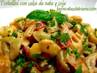 Tortellini con salsa de nata y soja Tortellini con salsa de nata y soja