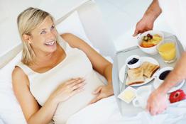 Reposo durante el embarazo:  Causas y soluciones.