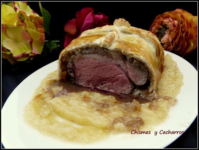 Solomillo Wellington con Crema de Castañas y Salsa de Reinetas Solomillo Wellington con Crema de Castañas y Salsa de Reinetas