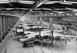 Arquitectos e Ingenieros (¿Prometheus y Alien?) Arquitectos e Ingenieros (¿Prometheus y Alien?)