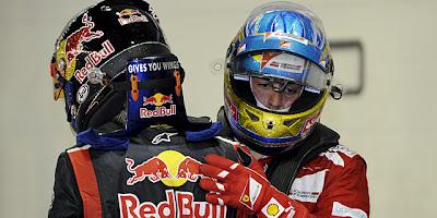 Vettel se reengancha al Mundial ganando una carrera loca en Singapur
