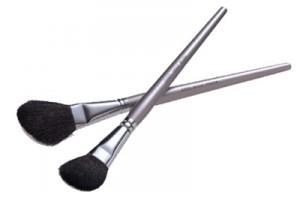 brochas-maquillaje Las lectoras escriben: Cuidados para las brochas de maquillaje