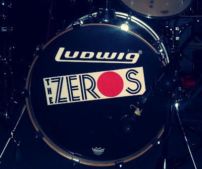 The Zeros (ahora ya tocando) en Alcalá de Henares: The Zeros (ahora ya tocando) en Alcalá de Henares: