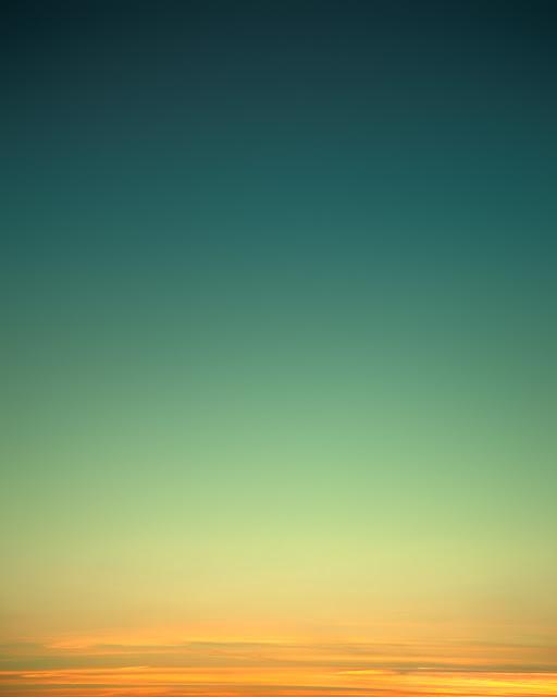 Y Hoy, De Que Color Es El Cielo? Y Hoy, De Que Color Es El Cielo?