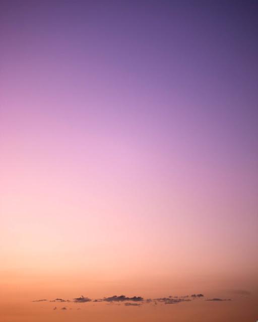 Y Hoy, De Que Color Es El Cielo? Y Hoy, De Que Color Es El Cielo?