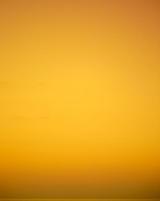Y Hoy, De Que Color Es El Cielo? Y Hoy, De Que Color Es El Cielo?