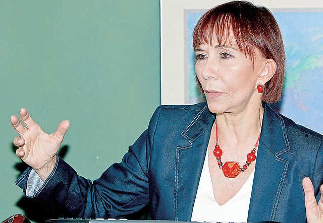 Los medios partidos Abordaremos los hitos político-comunicacionales más importantes (1999-2012). Maryclen Stelling
