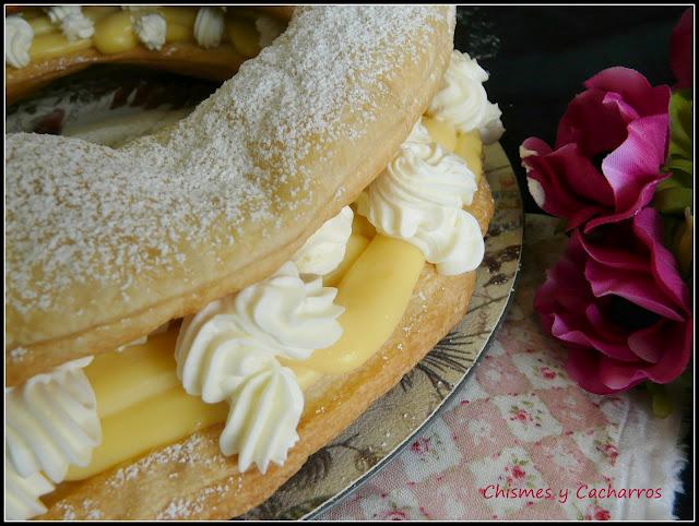 Rosca de Hojaldre de Crema y Nata Rosca de Hojaldre de Crema y Nata