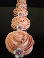 Cupcakes de chocoframbuesa!!!Para mi es fundamental que u... Cupcakes de chocoframbuesa!!!Para mi es fundamental que u...