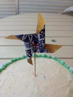 BIZCOCHO BUTTERMILK DE PIÑA con MERENGUE SUIZO DE COCO BIZCOCHO BUTTERMILK DE PIÑA con MERENGUE SUIZO DE COCO