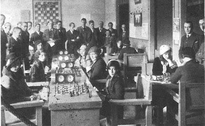 I Campeonato Femenino de Barcelona 1932, local del Club de Ajedrez Barcelona Sala de juego del I Campeonato Femenino de Ajedrez Barcelona 1932