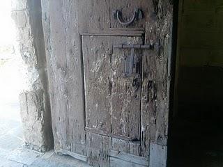 Aullidos desde el castillo Aullidos desde el castillo