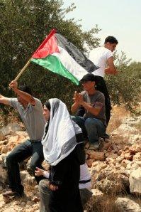 Manifestación contra el muro (Cisjordania, julio 2008) / Moncho Satoló La mujer palestina, una lucha de liberación (febrero 2009)