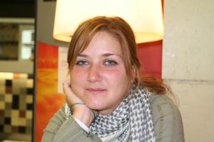 Hana, abogada palestina nacida en España / Moncho Satoló La mujer palestina, una lucha de liberación (febrero 2009)