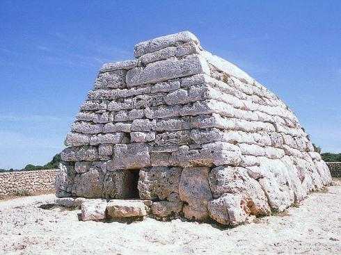 talayot_Tudons La ruta de los Talayots (Menorca)