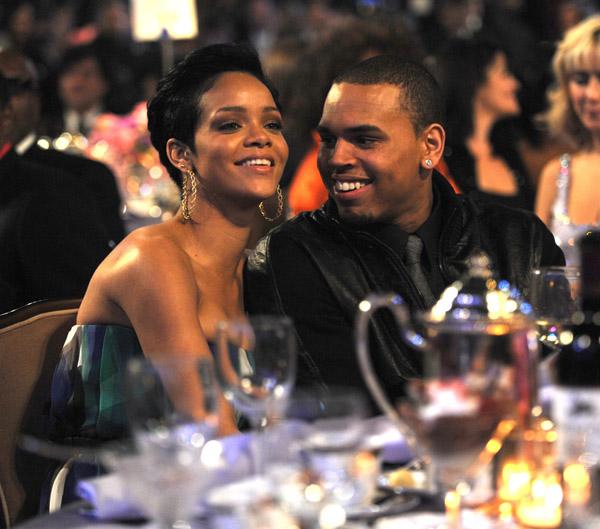 Chris Brown admite su amor por Rihanna Chris Brown admite su amor por Rihanna