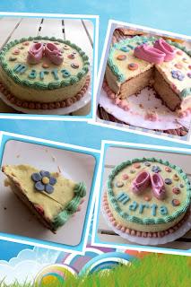 BIZCOCHO DE BUTTERMILK de COCO con MERENGUE SUIZO DE PIÑA BIZCOCHO DE BUTTERMILK de COCO con MERENGUE SUIZO DE PIÑA