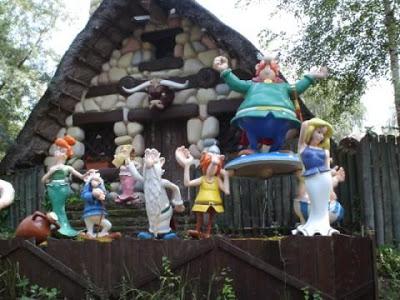 ¿AÚN NO CONOCES EL PARC ASTÉRIX? ¿AÚN NO CONOCES EL PARC ASTÉRIX?