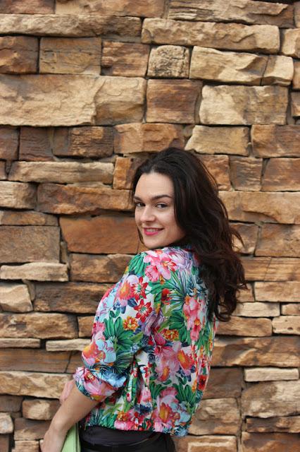 cuero y flores cuero y flores