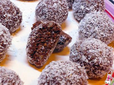 Trufas de chocolate, dulce de leche y coco para celebrar el Día del Dulce de Leche!