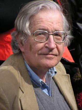 NOAM CHOMSKY Y LAS 10 ESTRATEGIAS DE MANIPULACIÓN MEDIÁTICA.