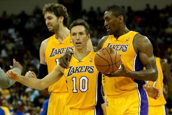 Steve Nash, la esperanza de los Lakers.