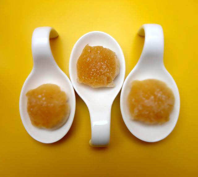 Cubitos de Caldo Concentrado Caseros. CRAXV... Huesos de carne. Cubitos de Caldo Concentrado Caseros. CRAXV... Huesos de carne.