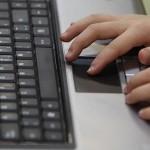 adolescentes-internet Siete de cada diez adolescentes se conectan al menos dos horas diarias a internet