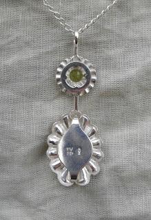 Colgante de Dos Piezas Colgante de Dos Piezas