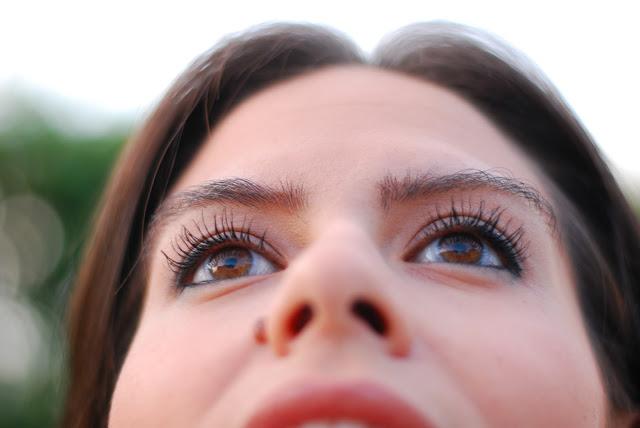 Mi secreto para unas pestañas sanas, fuertes y largas Mi secreto para unas pestañas sanas, fuertes y largas