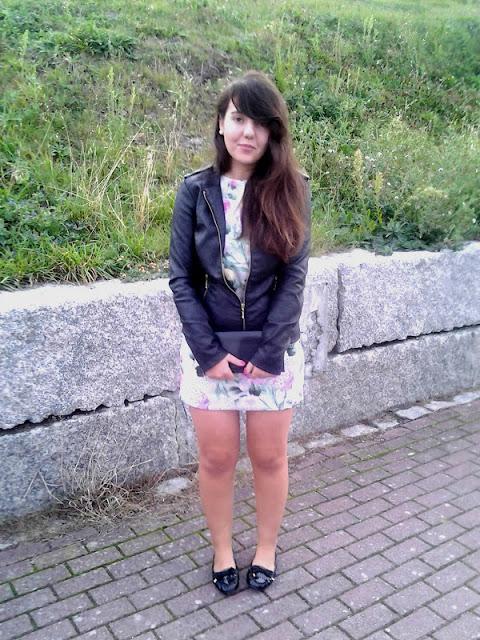 Lisa hoy es tu cumpleeeee(8) Lisa hoy es tu cumpleeeee(8)