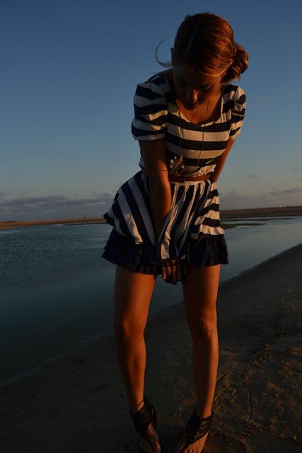 Ni un pelo de tonta. Un peinado para cada día. Ni un pelo de tonta. Un peinado para cada día.