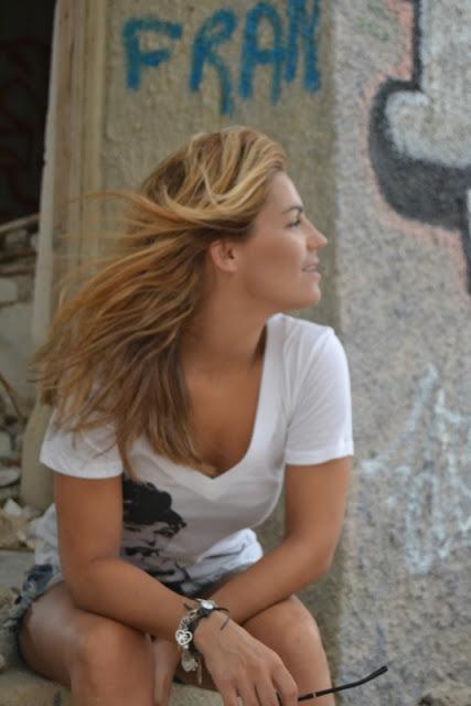 Ni un pelo de tonta. Un peinado para cada día. Ni un pelo de tonta. Un peinado para cada día.