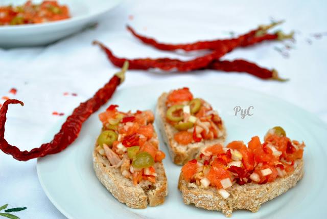 TUMBALOBOS CON UN PAR DEEEE.. GUINDILLAS TUMBALOBOS CON UN PAR DEEEE.. GUINDILLAS