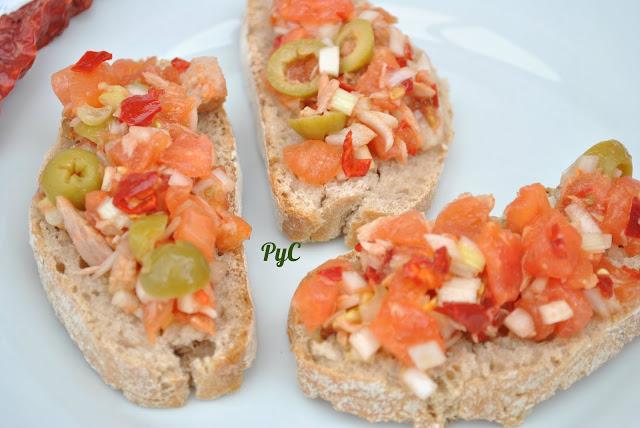 TUMBALOBOS CON UN PAR DEEEE.. GUINDILLAS TUMBALOBOS CON UN PAR DEEEE.. GUINDILLAS