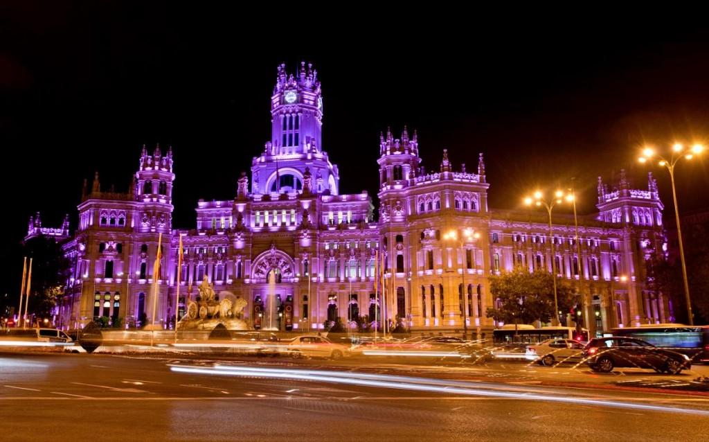 madrid 1024x638 Una luz rosa contra el cáncer de mama