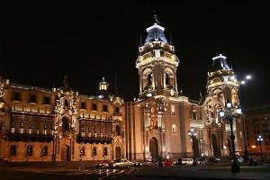 Un paseo Nocturno por La Lima Colonial Un paseo Nocturno por La Lima Colonial