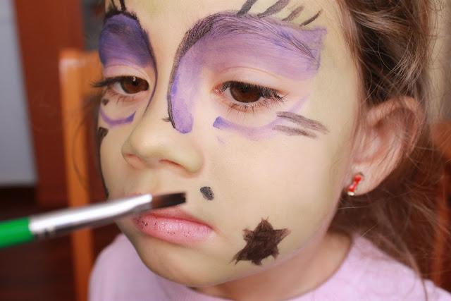 Ideas Halloween- Maquillaje para niños - Bruja avería
