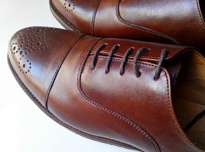 Doble Review Oxford marrones Lazo y Duque. Doble Review Oxford marrones Lazo y Duque.