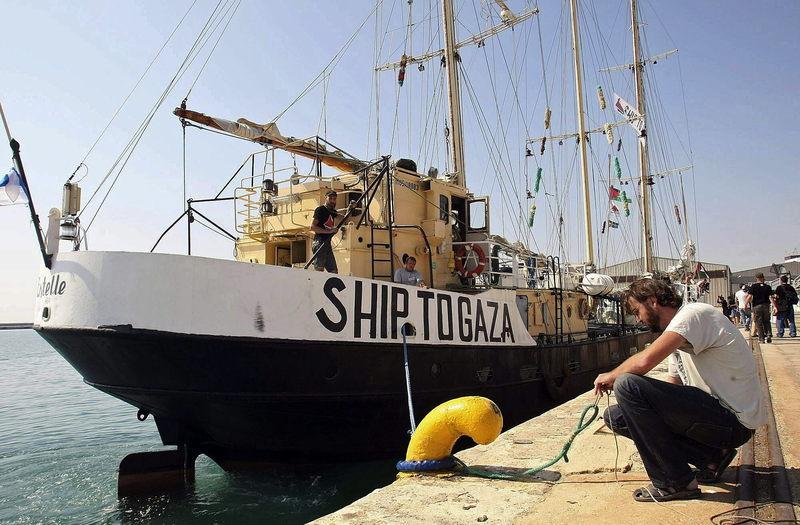 Israel aborda el barco de la flotilla de la libertad, el Estelle