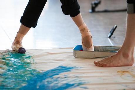 Pintando las líneas de la danza. Proyecto Tiit Helimets Pintando las líneas de la danza. Proyecto Tiit Helimets