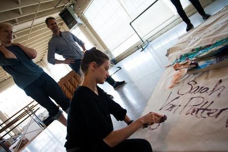 Pintando las líneas de la danza. Proyecto Tiit Helimets Pintando las líneas de la danza. Proyecto Tiit Helimets