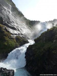 Fiordos_noruega (6) Noruega lejos de las ciudades