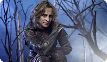 Érase una vez un Doctor muy enigmático que acabó ganándose un “Dilemas” para él solito. Érase una vez un Doctor muy enigmático que acabó ganándose un “Dilemas” para él solito.