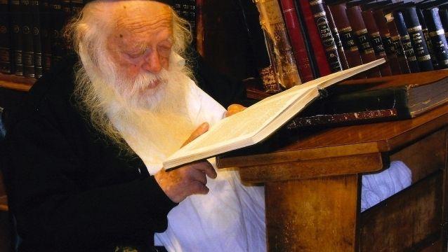 RABINO INCITA A QUEMAR LOS IPHONE. RABINO INCITA A QUEMAR LOS IPHONE.